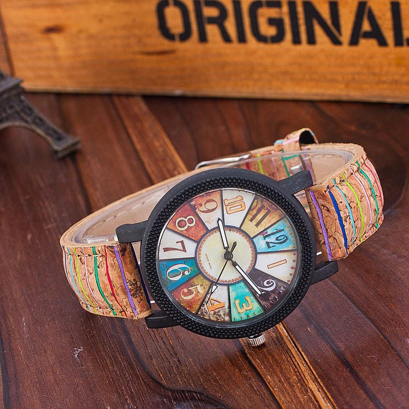 Reloj de pulsera antiguo para mujer.