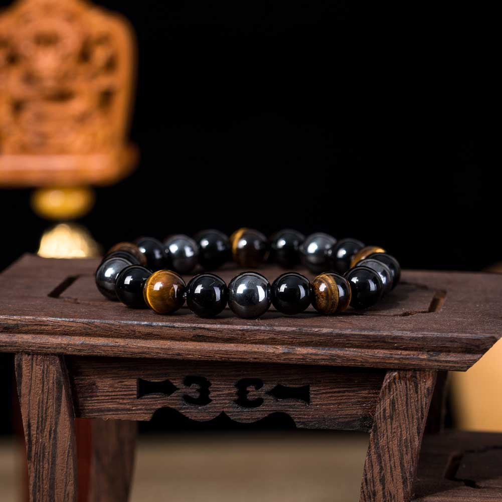 Minimalist tiger eye bracelet